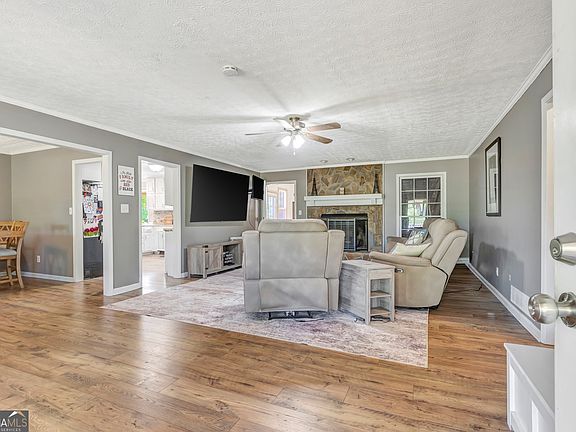 4th image of 130 Seay Rd