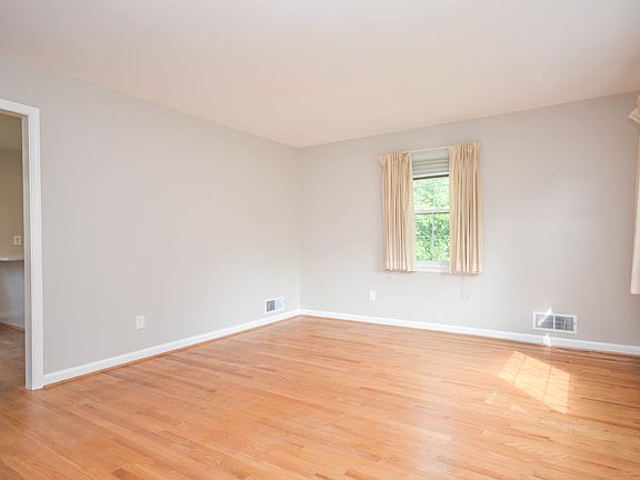 5th image of 3814 Archer Pl