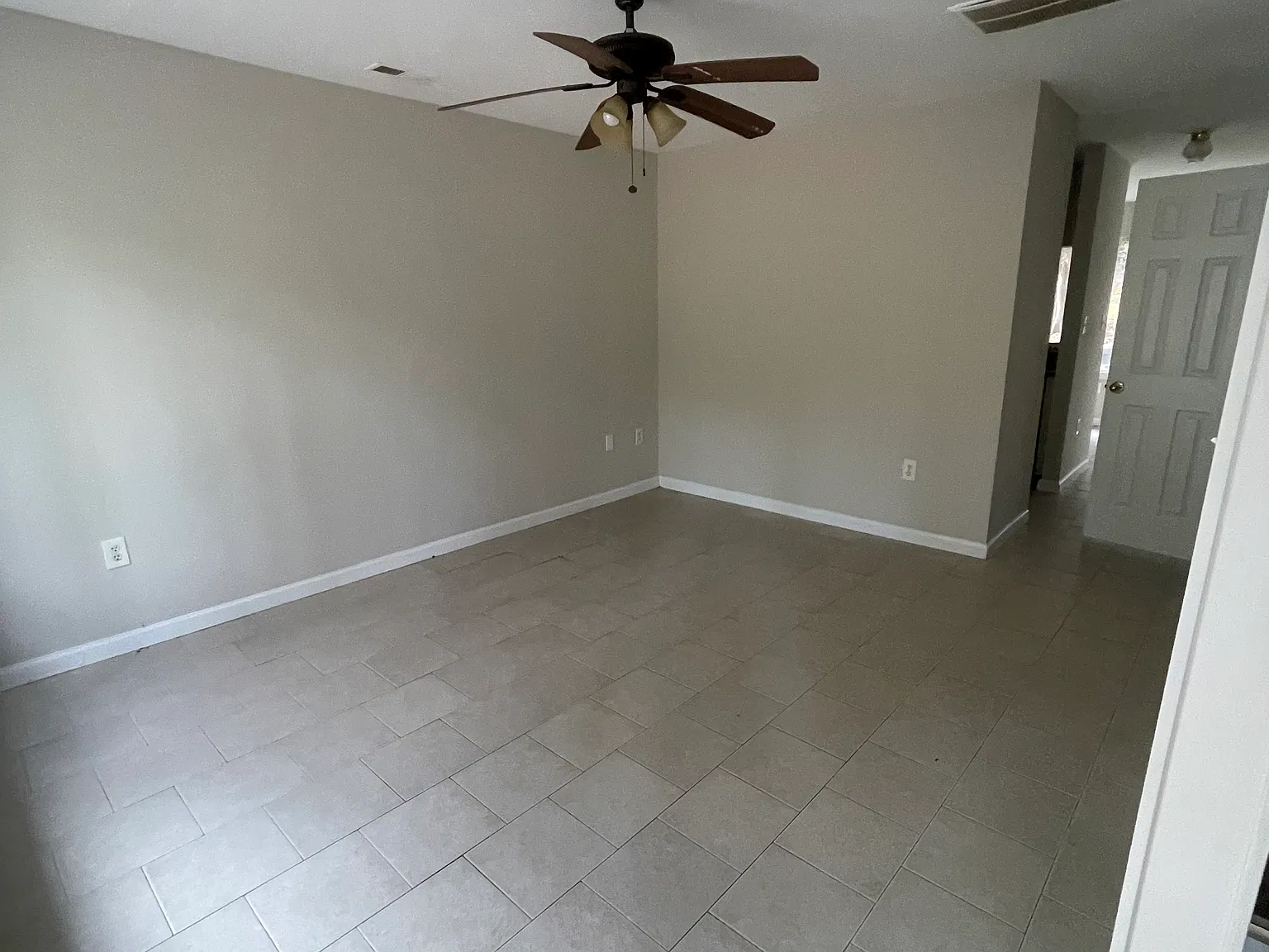 3301 Krupa Ct — Photo 3