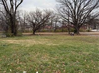 1014 Thomas V Bryant Drive, Jeffersonville, IN 47130