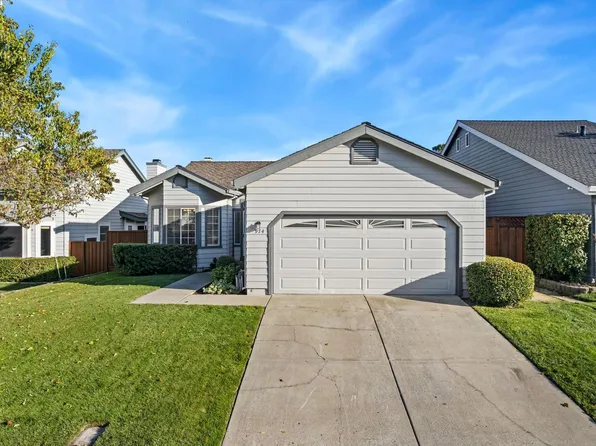 974 Clinton Pl, Pleasanton, CA 94566