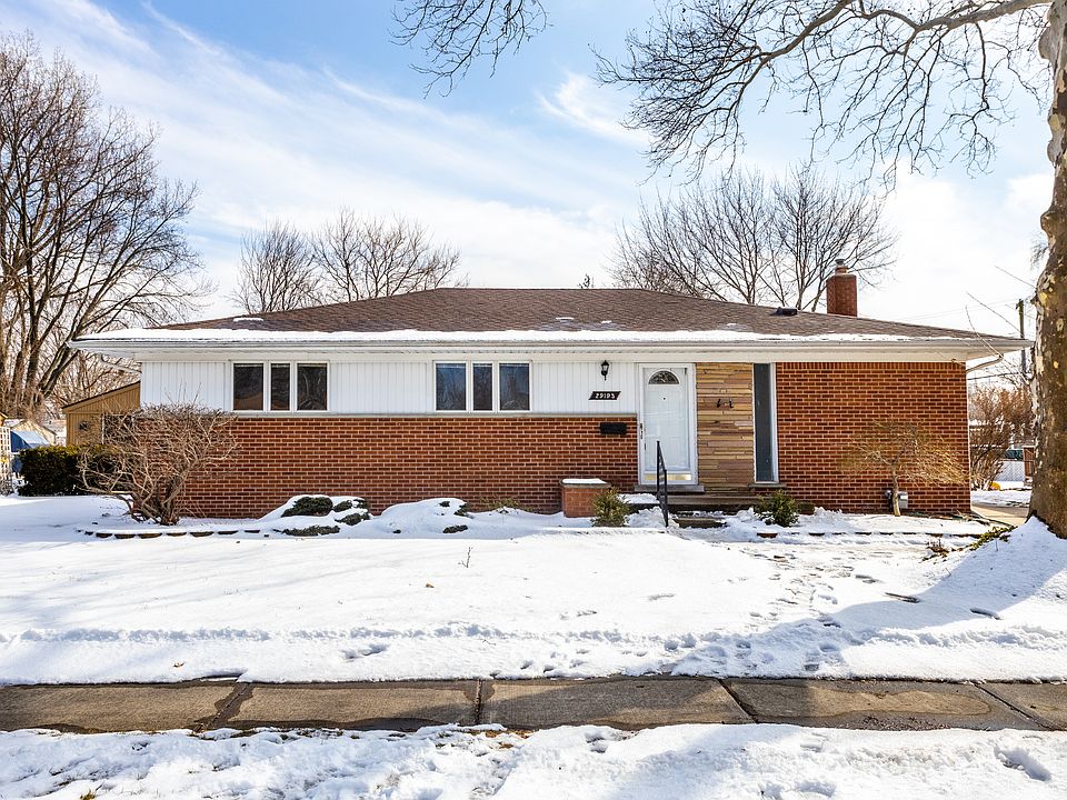 1st image of 29193 Oriole St