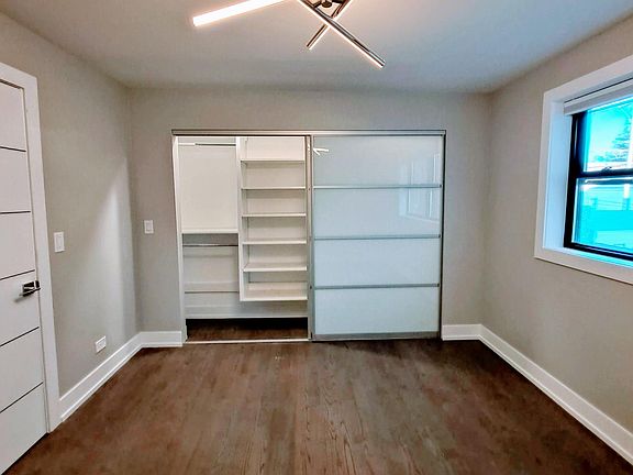 5th image of 4423 N Ashland Ave