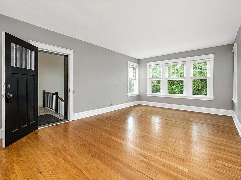 6301 Southwood Ave #3 — Photo 3