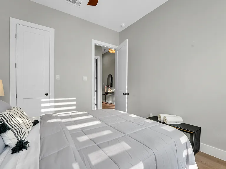 3930 Maybeth St — Photo 15