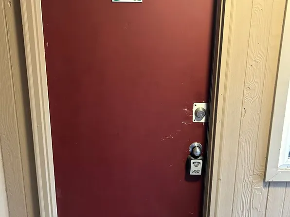 Naveen Pine Apartments