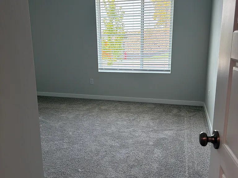 1125 W Jasper St — Photo 6
