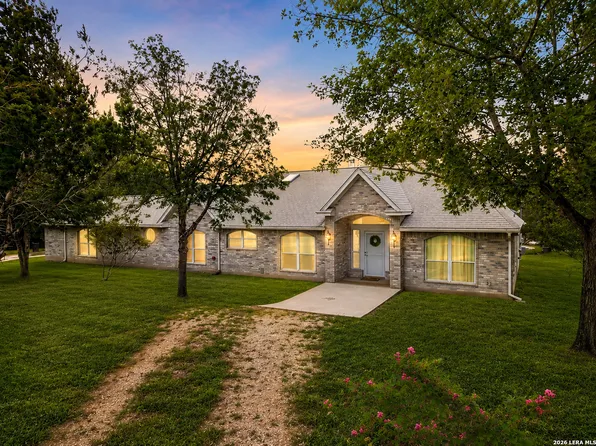 123 ELK RDG, Canyon Lake, TX 78133