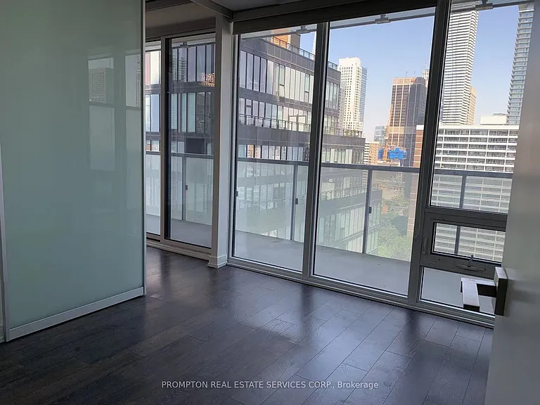 28 Wellesley St E #1909 — Photo 6
