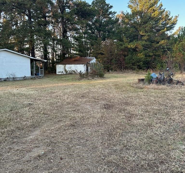 2nd image of 1764 Loop Rd
