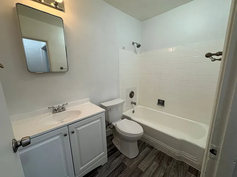Seward Park Court | Hidden Gem in Serene Neighborhood w/ Onsite Parking — Photo 16