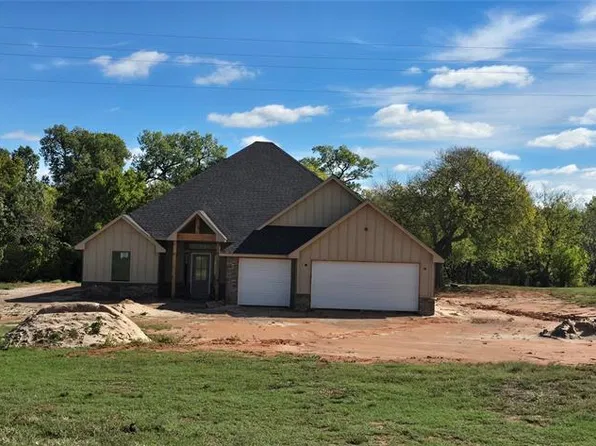 1149 Wolf Creek Ct, Blanchard, OK 73010