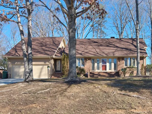 526 Clarion Dr, Durham, NC 27705