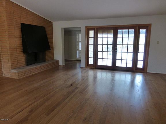 5th image of 8335 N Lillian Ln