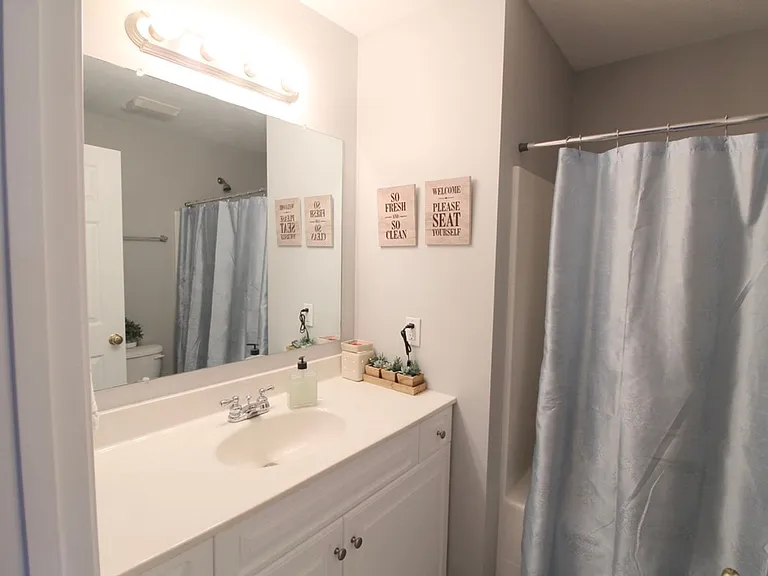 2919 Diamond Spring Ln — Photo 9