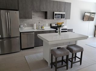 989 S Buchanan St Unit 211, Arlington, VA 22204