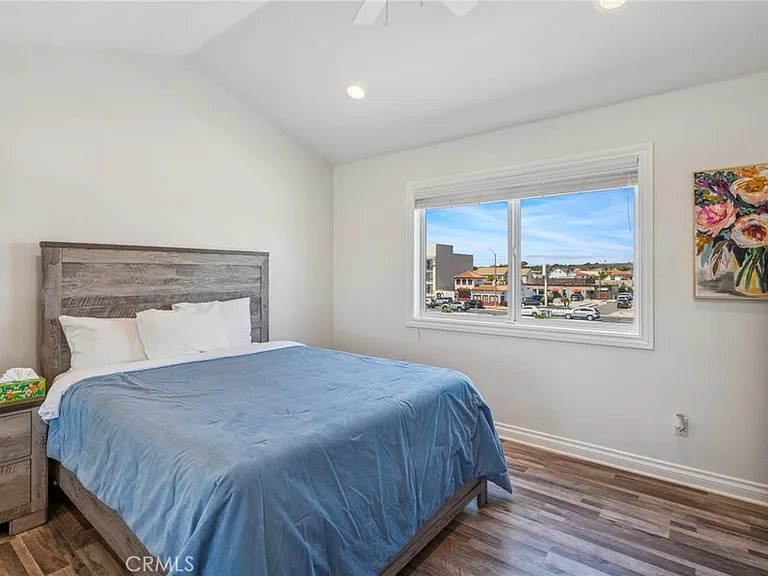6111 Seashore Dr — Photo 23