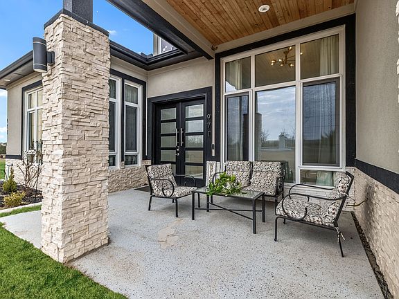 3rd image of 971 Sister Grove Rd