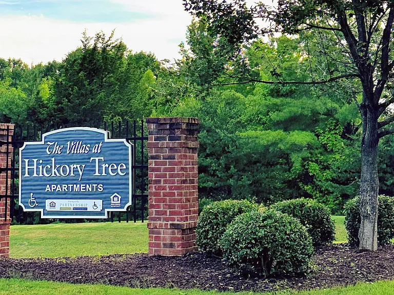 3443 Hickory Tree Rd — Photo 2