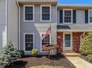 48 Bridington Ln, Somerset, NJ 08873