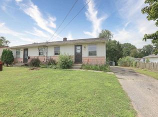 136 72nd St SE, Grand Rapids, MI 49548