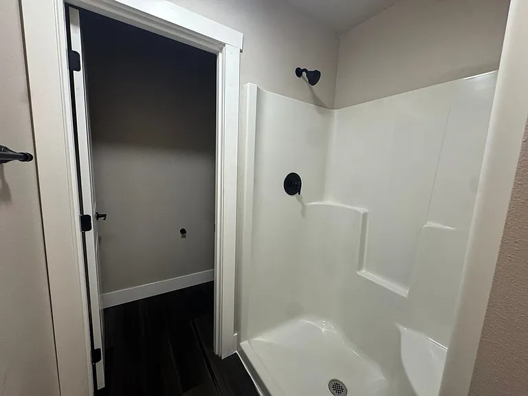 144 Allison Ave — Photo 19