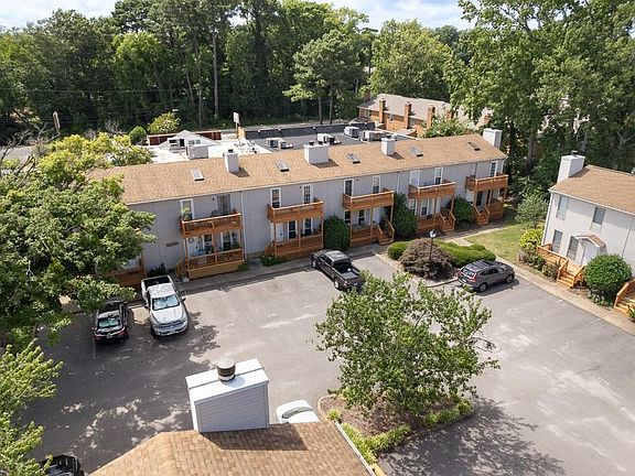 3rd image of 4754 Hollis Rd