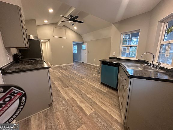 3rd image of 54 Cooner Rd