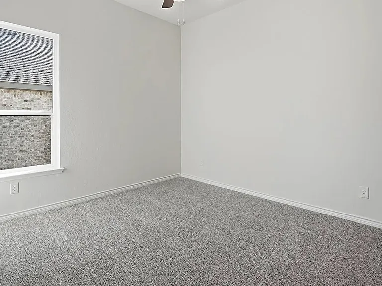 8428 Radiant St — Photo 24