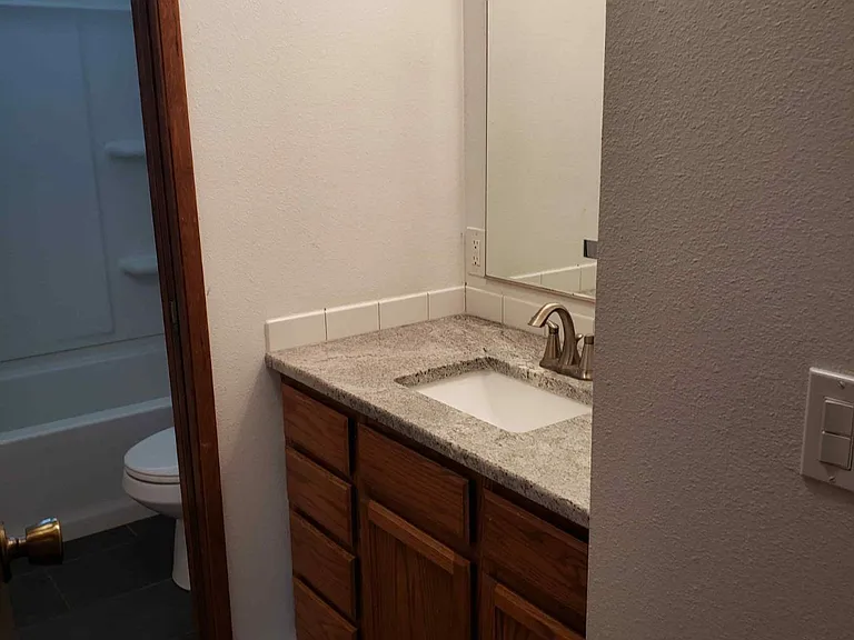 632 Logan St — Photo 13