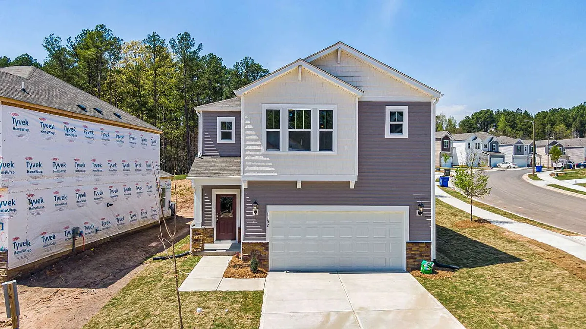 Building Photo - 1102 Depot Dr