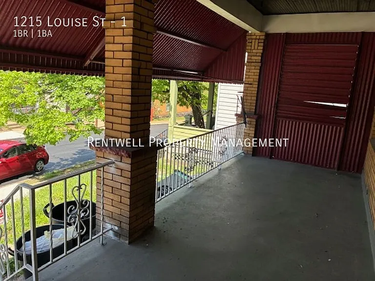 1215 Louise St #1 — Photo 2