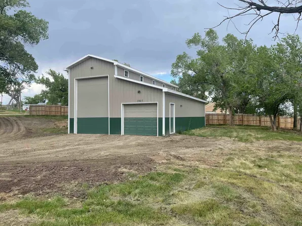1005 3rd Ave, Edgemont, SD 57735