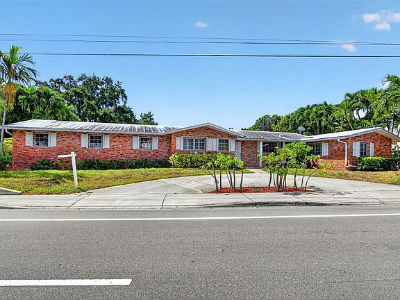 2nd image of 410 NW SPANISH RIVER Boulevard