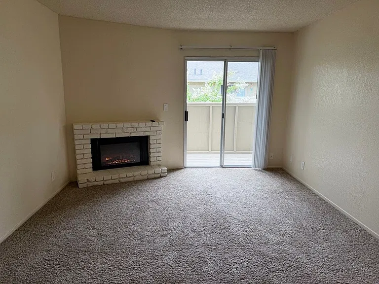 Merit Manor Apartments — Photo 47