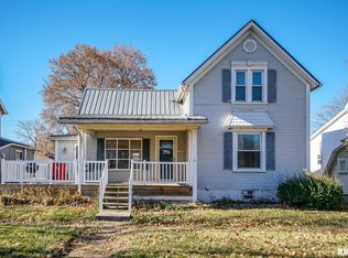 304 N Lilac St, Elmwood, IL 61529