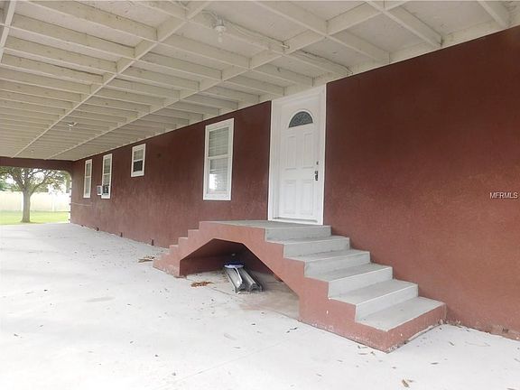 3rd image of 2714 Metro Dr