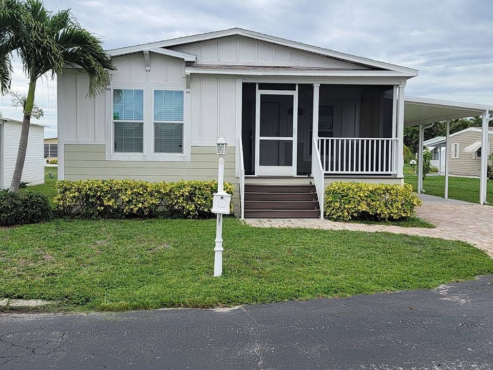 1st image of 4 Appletree Ln