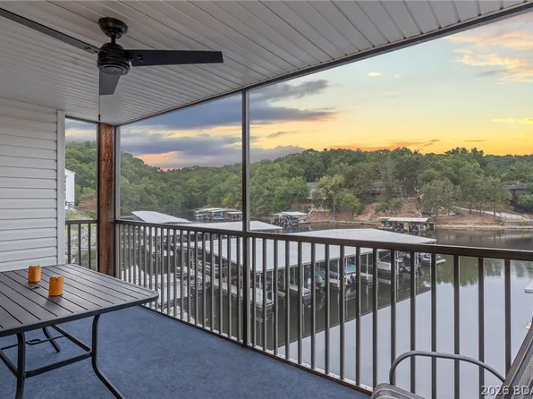 40 Lighthouse Rd #101, Lake Ozark, MO 65049