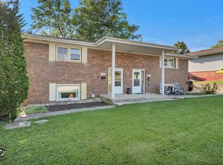 1935 S Hamilton St #1, Lockport, IL 60441
