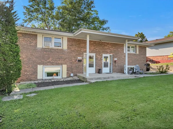1935 S Hamilton St #1, Lockport, IL 60441