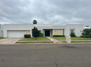 2505 Country Club Dr, Mission, TX 78572