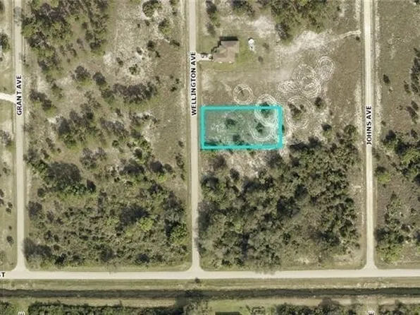 1606 Wellington Ave, Lehigh Acres, FL 33972