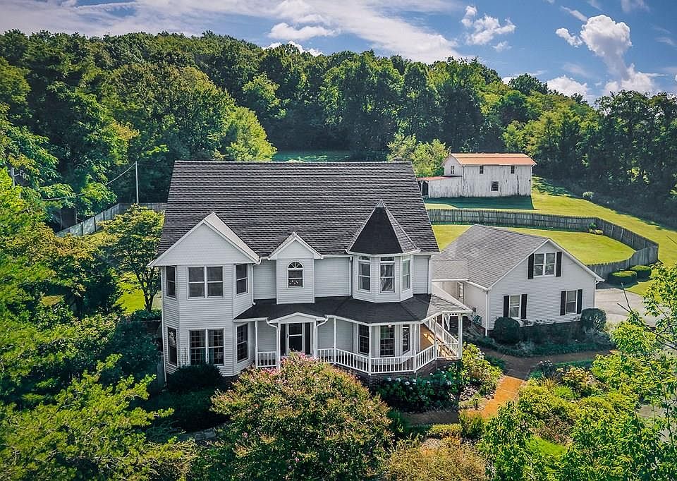 1st image of 4216 Deerfield Ln