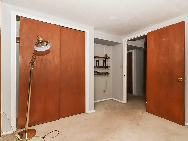 725 Dale St — Photo 22