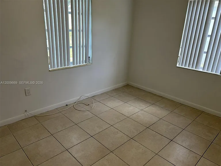 9808 NW 2nd Ave — Photo 9