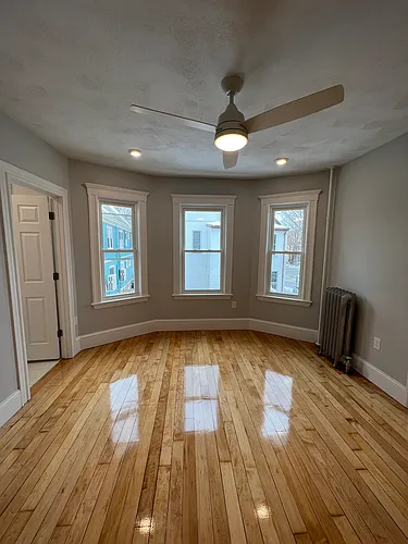 11 Burnham St #3 Photo 1