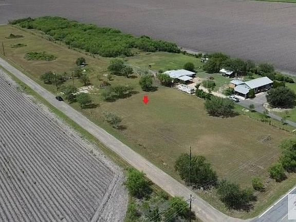 5th image of 33442 Landrum Rd