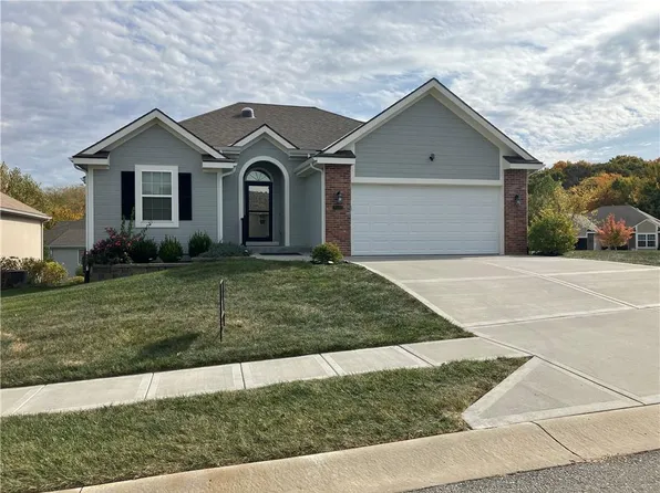 7001 N Cypress Ave, Kansas City, MO 64119