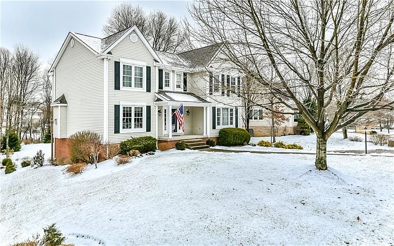 1st image of 201 Autumn Hill Dr